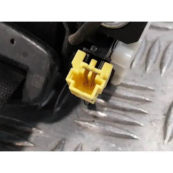 Cinturon Seguridad Trasero Derecho para Mercedes-Benz Clase E (W212) Lim.