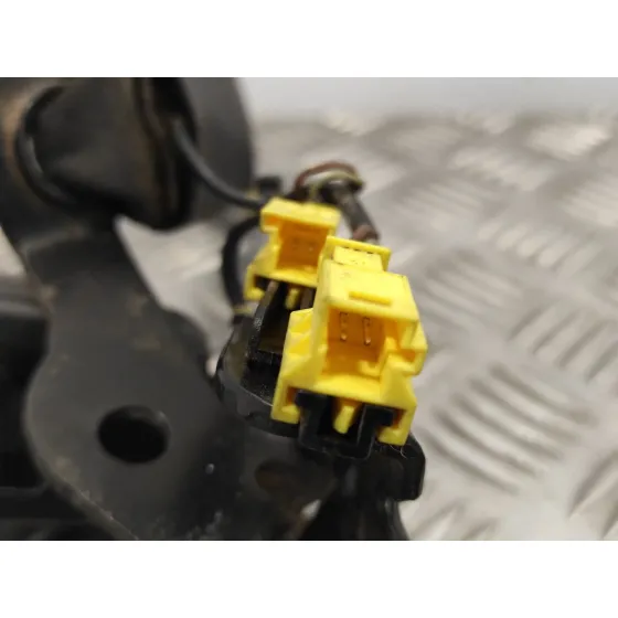 Enganche Cinturon Trasero Central para Mercedes-Benz Clase E (W212) Lim.