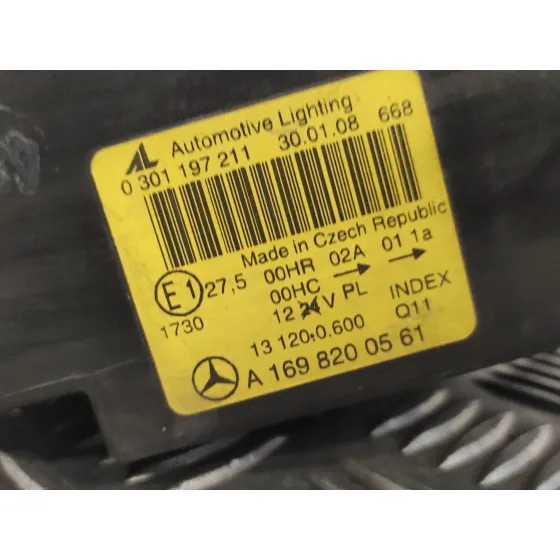 Faro Izquierdo para Mercedes-Benz Clase A (W169)