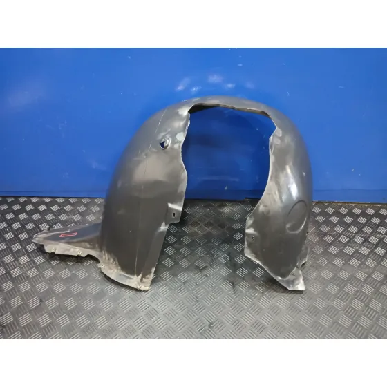 Plastico Paso Rueda Delantero Derecho para Seat Altea (5P1)