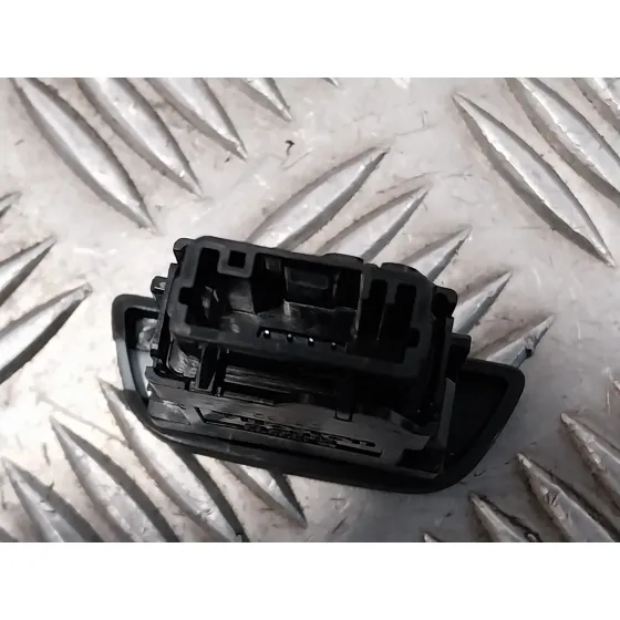 Warning para Toyota Yaris Cross