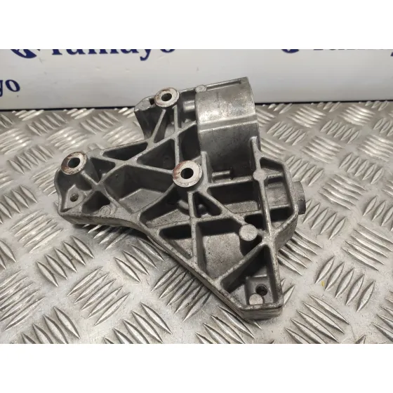 Soporte Alternador para Seat Ibiza (6J5)