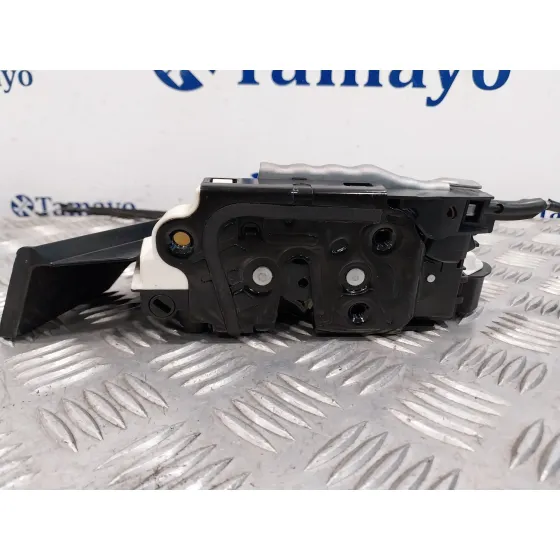 Cerradura Puerta Trasera Derecha para Skoda Yeti