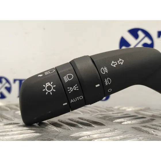 Mando Intermitentes para Toyota Yaris Cross