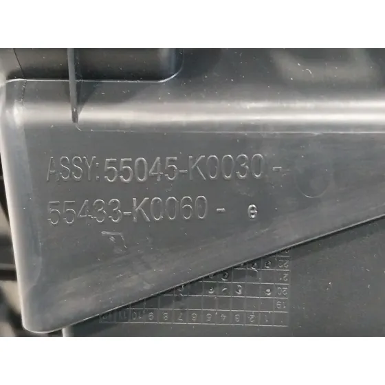 Guantera para Toyota Yaris Cross