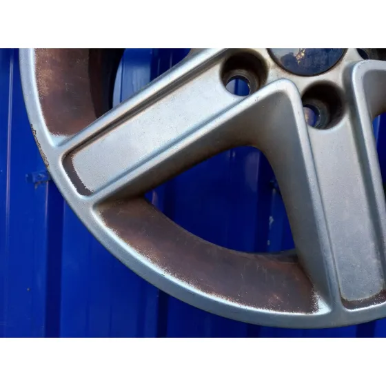Llanta para Ford Focus C-Max (Cap)