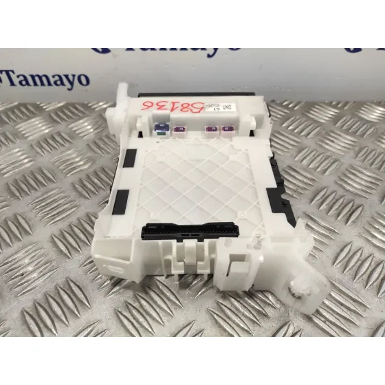 Caja Reles / Fusibles para Toyota Yaris Cross