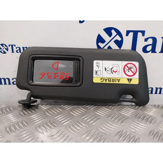 Parasol Derecho para Toyota Yaris Cross
