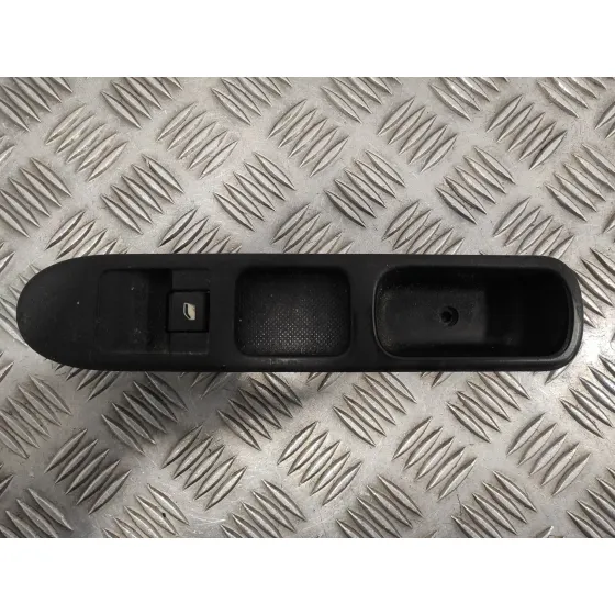 Mando Elevalunas Delantero Derecho para Peugeot 207 Cc