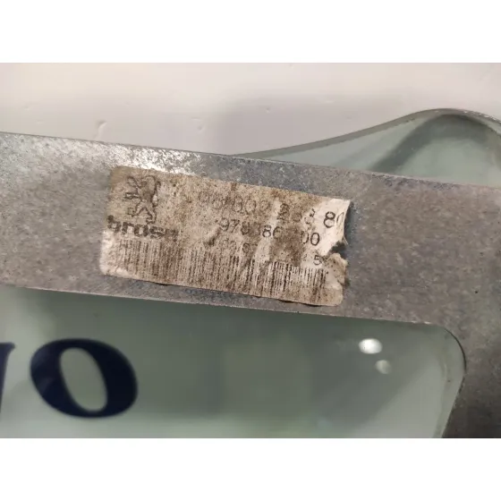 Luna Custodia Trasera Derecha para Peugeot 207 Cc