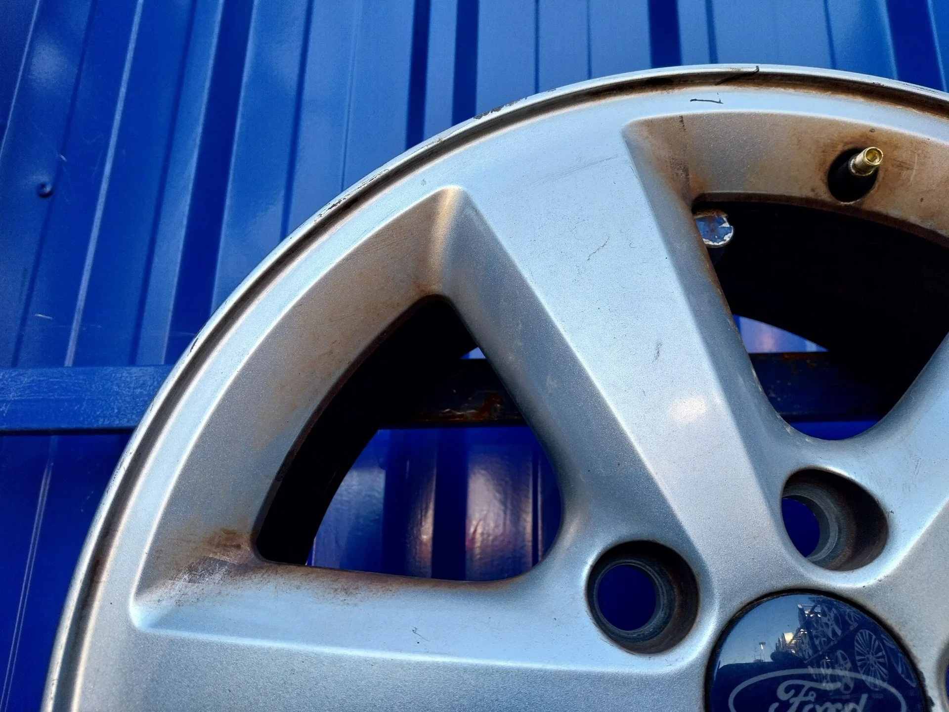 Llanta para Ford Focus Berlina (Cap)