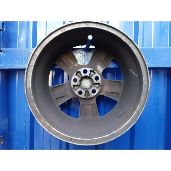 Llanta para Ford Focus Berlina (Cap)