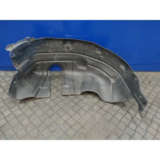Plastico Paso Rueda Trasero Derecho para Toyota Yaris Cross