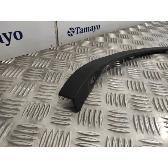 Moldura para Toyota Yaris Cross