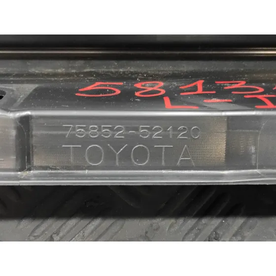 Faldon Lateral para Toyota Yaris Cross