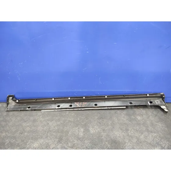 Faldon Lateral para Toyota Yaris Cross