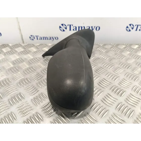Retrovisor Derecho para Nissan Micra (K12E)