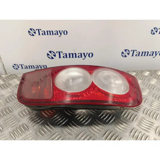 Piloto Trasero Derecho para Nissan Micra (K12E)