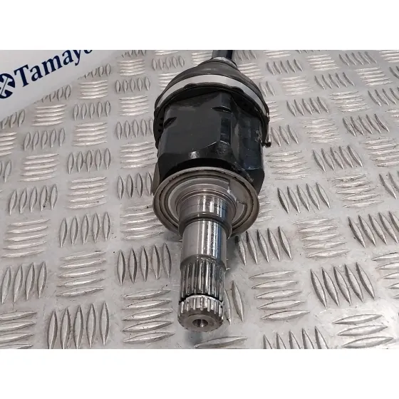 Transmision Delantera Izquierda para Toyota Yaris Cross