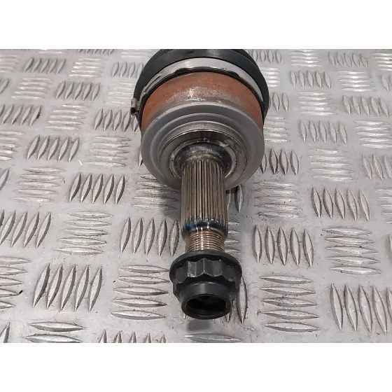 Transmision Delantera Izquierda para Toyota Yaris Cross