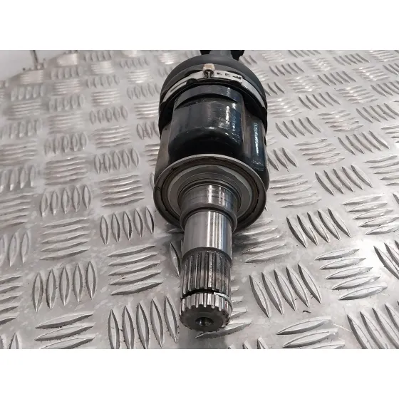 Transmision Delantera Derecha para Toyota Yaris Cross