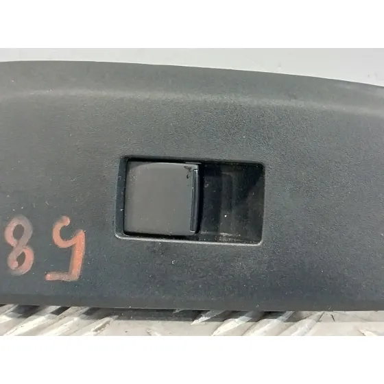 Mando Elevalunas Delantero Derecho para Toyota Yaris Cross