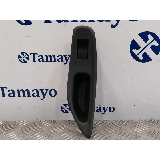 Mando Elevalunas Trasero Derecho para Toyota Yaris Cross