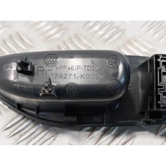 Mando Elevalunas Trasero Derecho para Toyota Yaris Cross