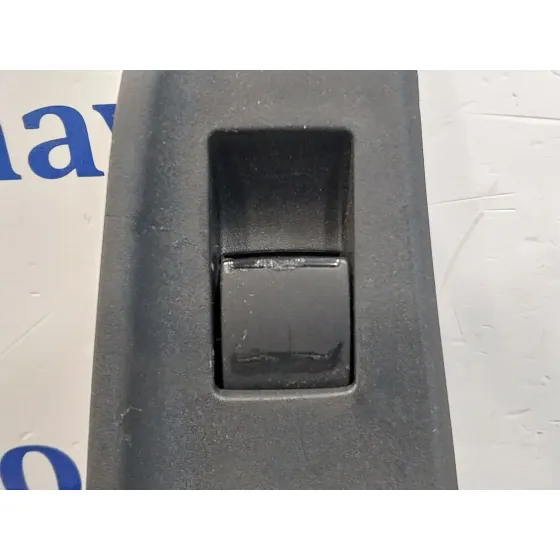 Mando Elevalunas Trasero Izquierdo para Toyota Yaris Cross