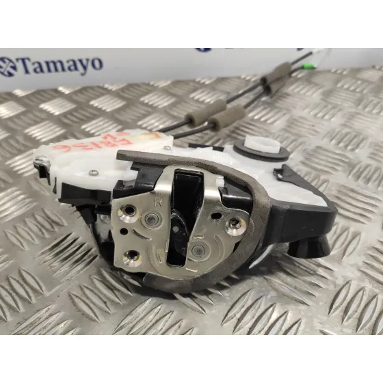 Cerradura Puerta Delantera Derecha para Toyota Yaris Cross