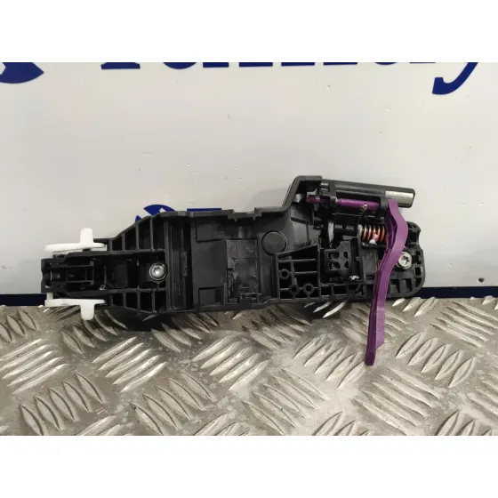 Maneta Exterior Trasera Derecha para Toyota Yaris Cross