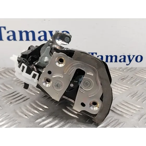 Cerradura Puerta Trasera Izquierda para Toyota Yaris Cross