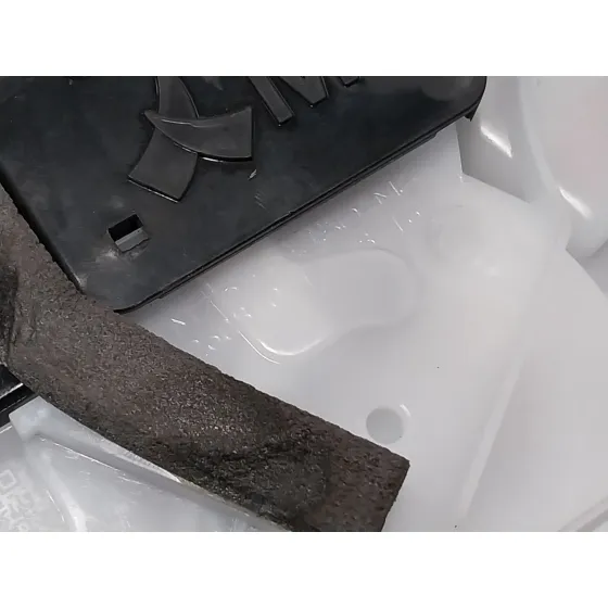 Cerradura Puerta Trasera Izquierda para Toyota Yaris Cross