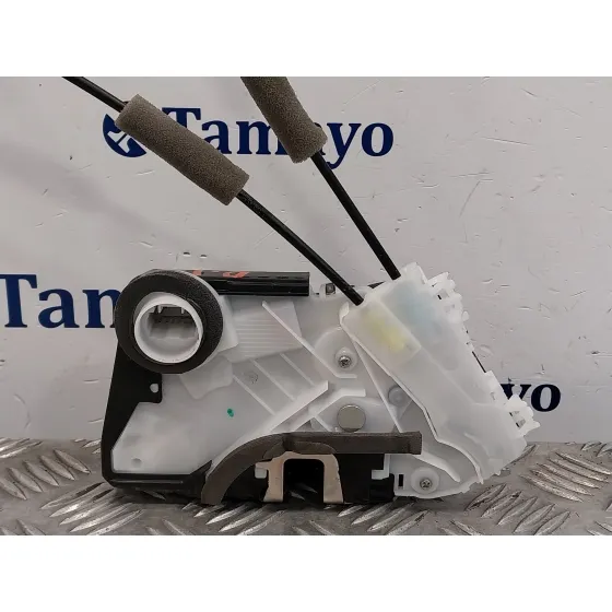 Cerradura Puerta Delantera Izquierda para Toyota Yaris Cross