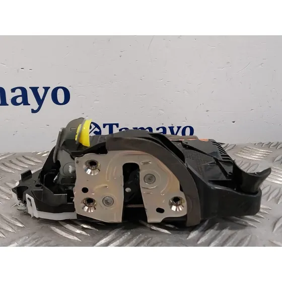 Cerradura Puerta Delantera Izquierda para Toyota Yaris Cross