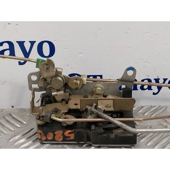 Cerradura Puerta Delantera Derecha para Iveco 35S12