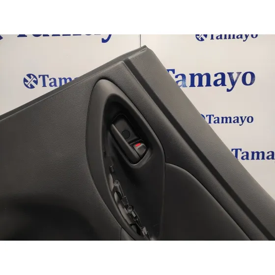 Guarnecido Puerta Trasera Derecha para Toyota Yaris Cross