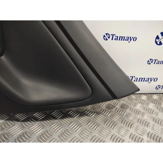 Guarnecido Puerta Trasera Derecha para Toyota Yaris Cross