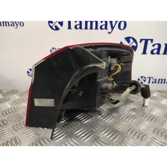 Piloto Trasero Izquierdo para Kia Rio (Ub/Qb)
