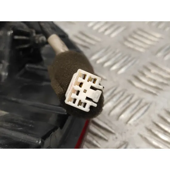 Piloto Trasero Izquierdo para Kia Rio (Ub/Qb)