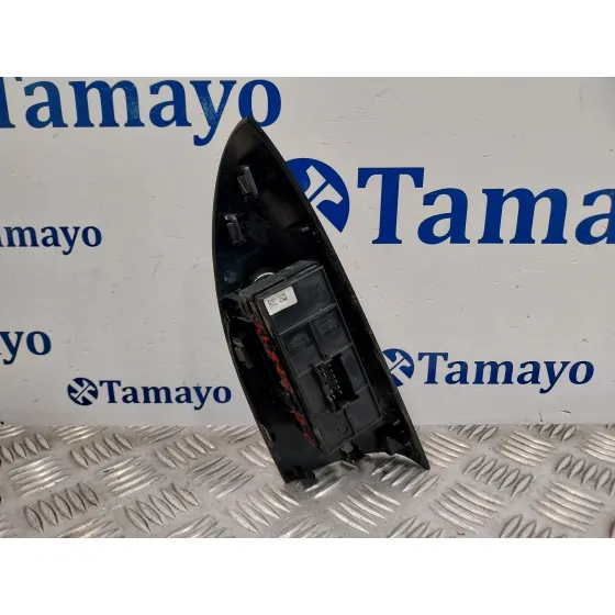 Mando Elevalunas Delantero Derecho para Nissan Juke (F15)