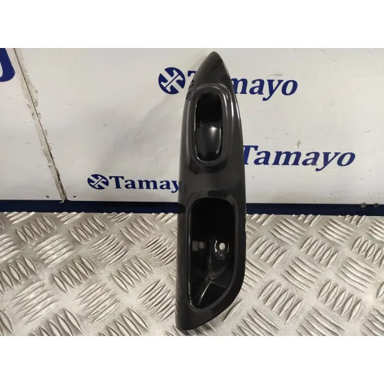 Mando Elevalunas Trasero Derecho para Nissan Juke (F15)