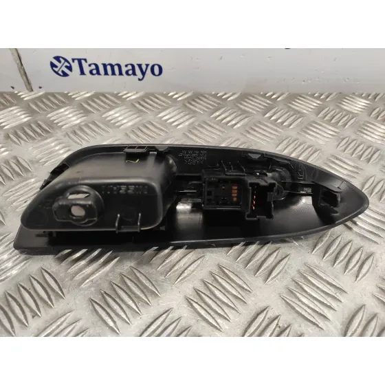Mando Elevalunas Trasero Derecho para Nissan Juke (F15)