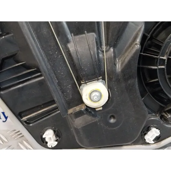 Elevalunas Trasero Derecho para Ford Fiesta (Ce1)