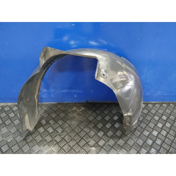 Plastico Paso Rueda Delantero Izquierdo para Seat Toledo (1M2)