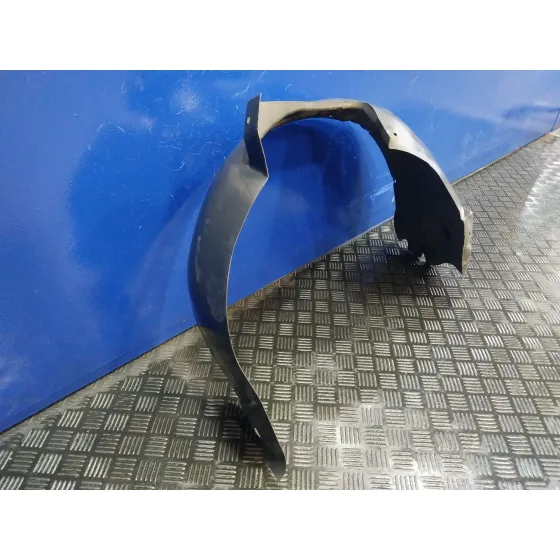 Plastico Paso Rueda Delantero Izquierdo para Seat Toledo (1M2)