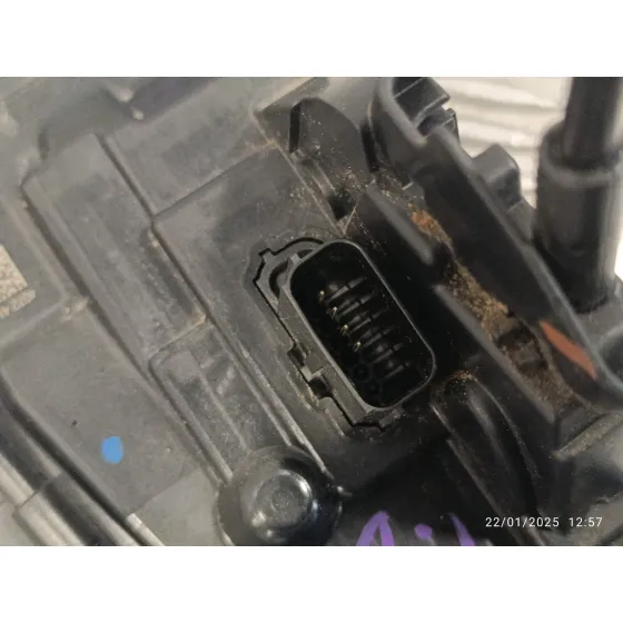 Cerradura Puerta Trasera Derecha para Ford Fiesta (Ce1)