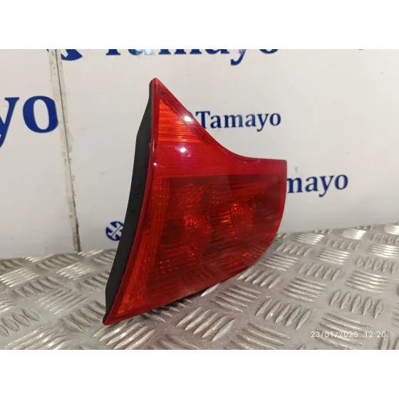 Piloto Trasero Derecho Interior para Audi A4 Avant (8E)