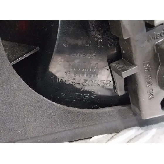 Piloto Trasero Izquierdo para Seat Toledo (1M2)