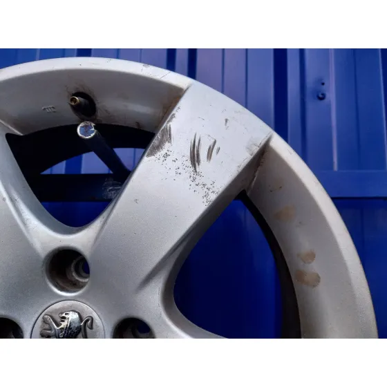 Llanta para Peugeot 307 Cc (S2)